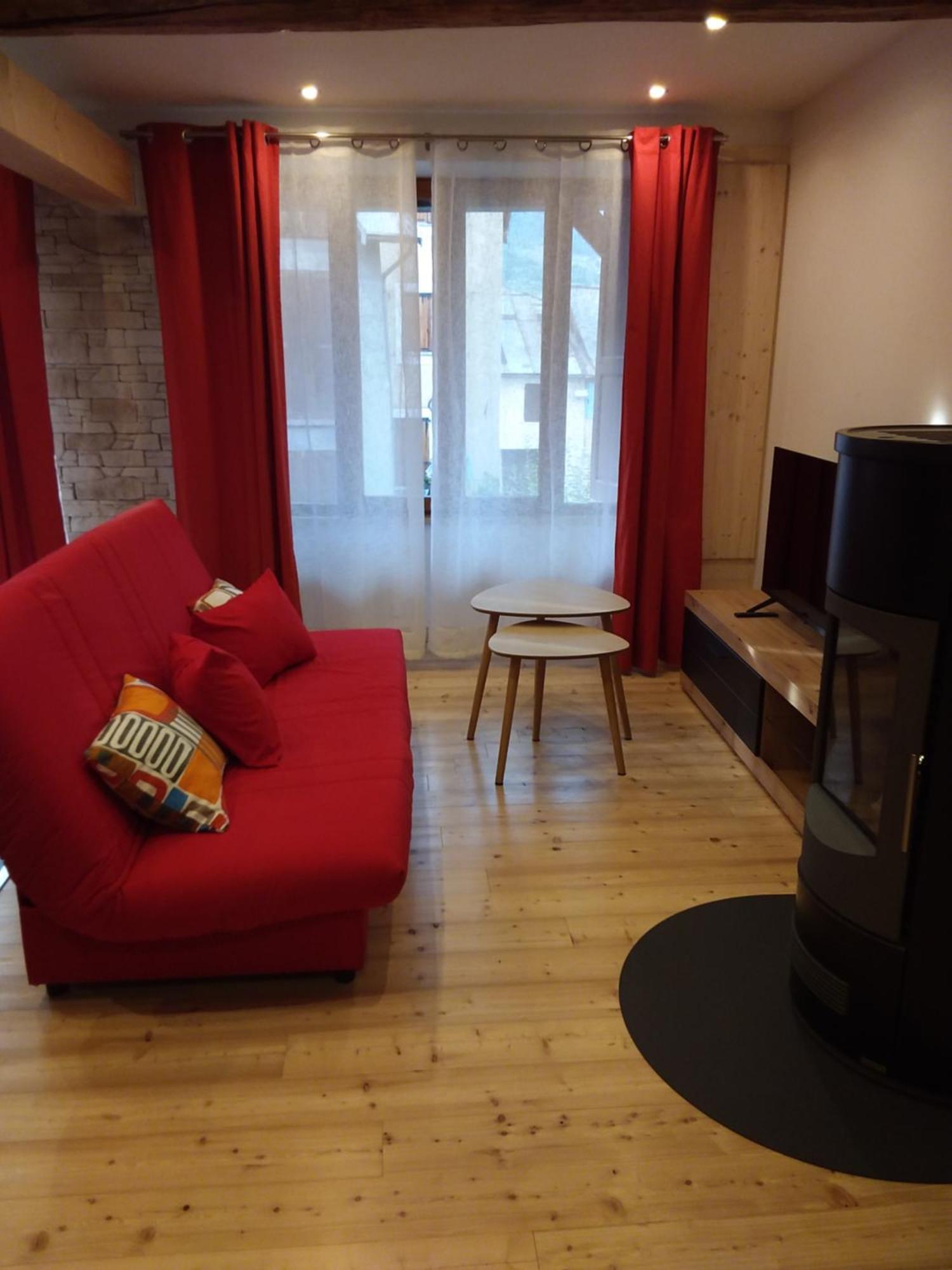Appartement Dans Maison De Village Crots Bagian luar foto