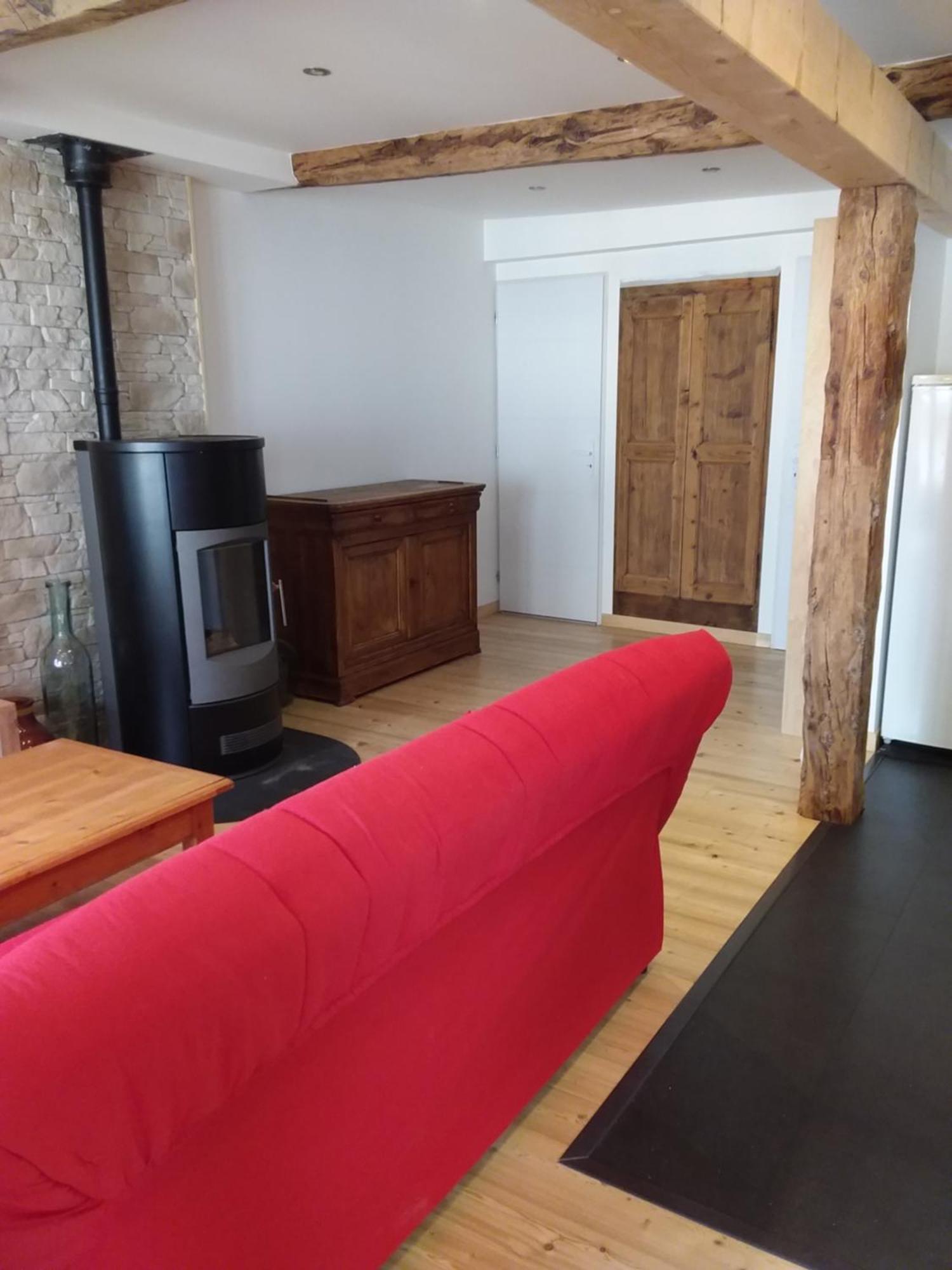 Appartement Dans Maison De Village Crots Bagian luar foto
